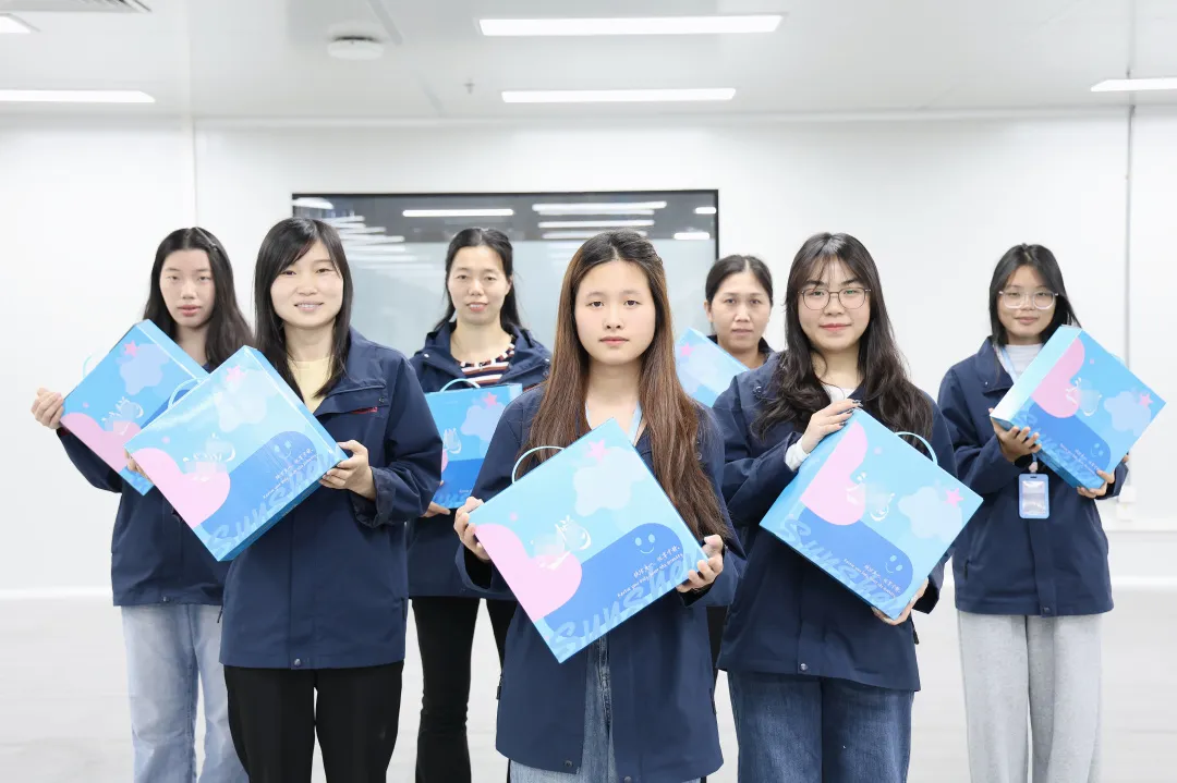 女神节：黄石“乒”出欢乐，广州“盒”你甜蜜！