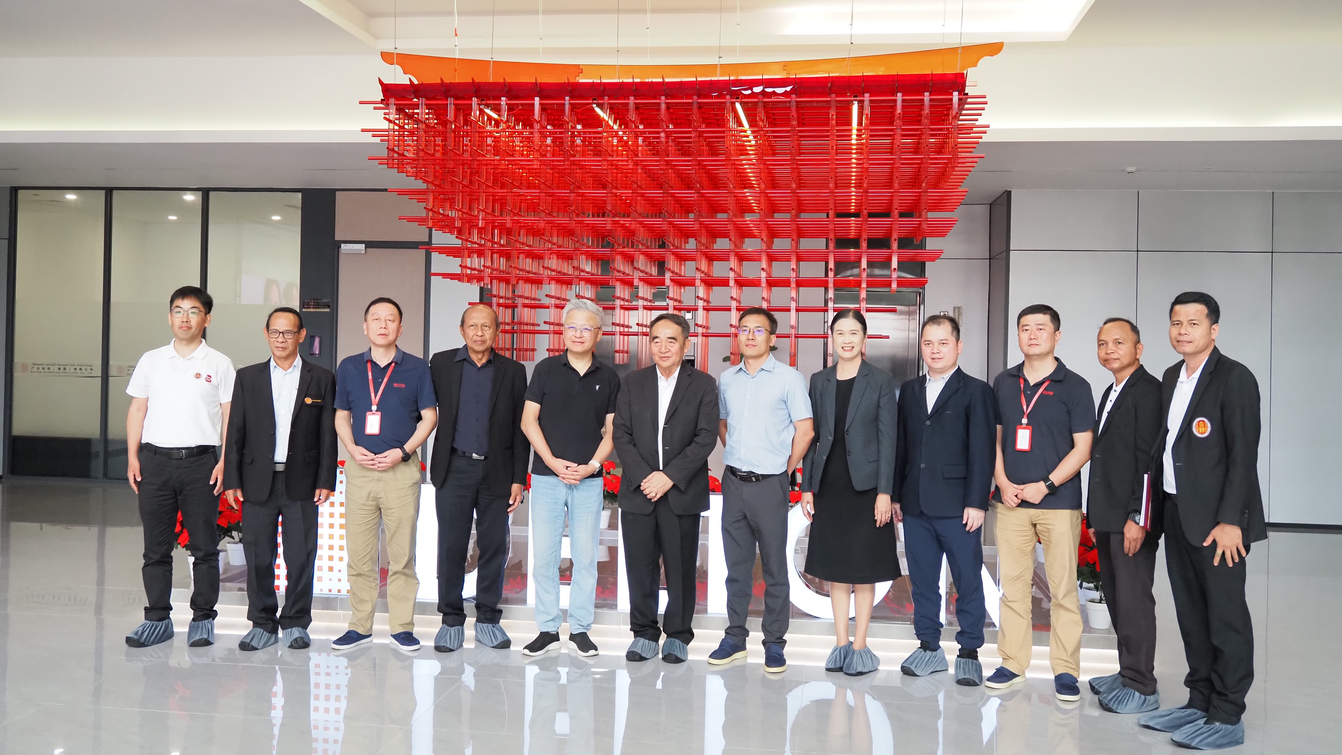 校企合作新突破！泰国J9集团国际站连签两所院校